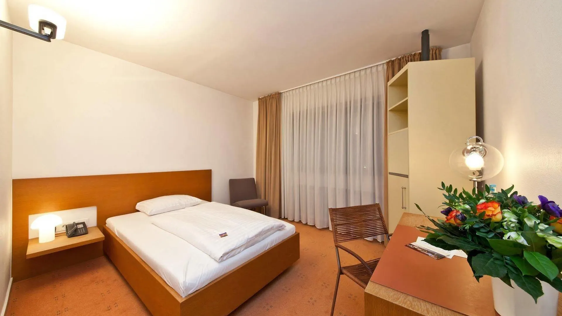 Select Hotel Silence Garden Koeln 4*, Cologne