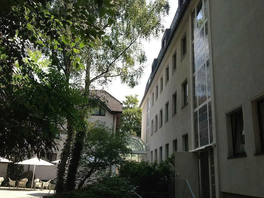 ****  Select Hotel Silence Garden Koeln Germany